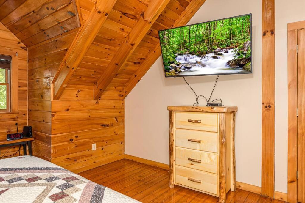 Pigeonforge Cabin Game Roomdog Friendlyhot Tub Pigeon Forge Exterior foto